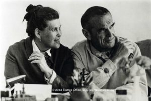 charles_ray_eames_amore_design1-800x543