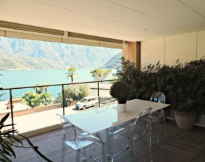 appartamento-di-pregio-sul-Lago-di-Lugano_terrazzo