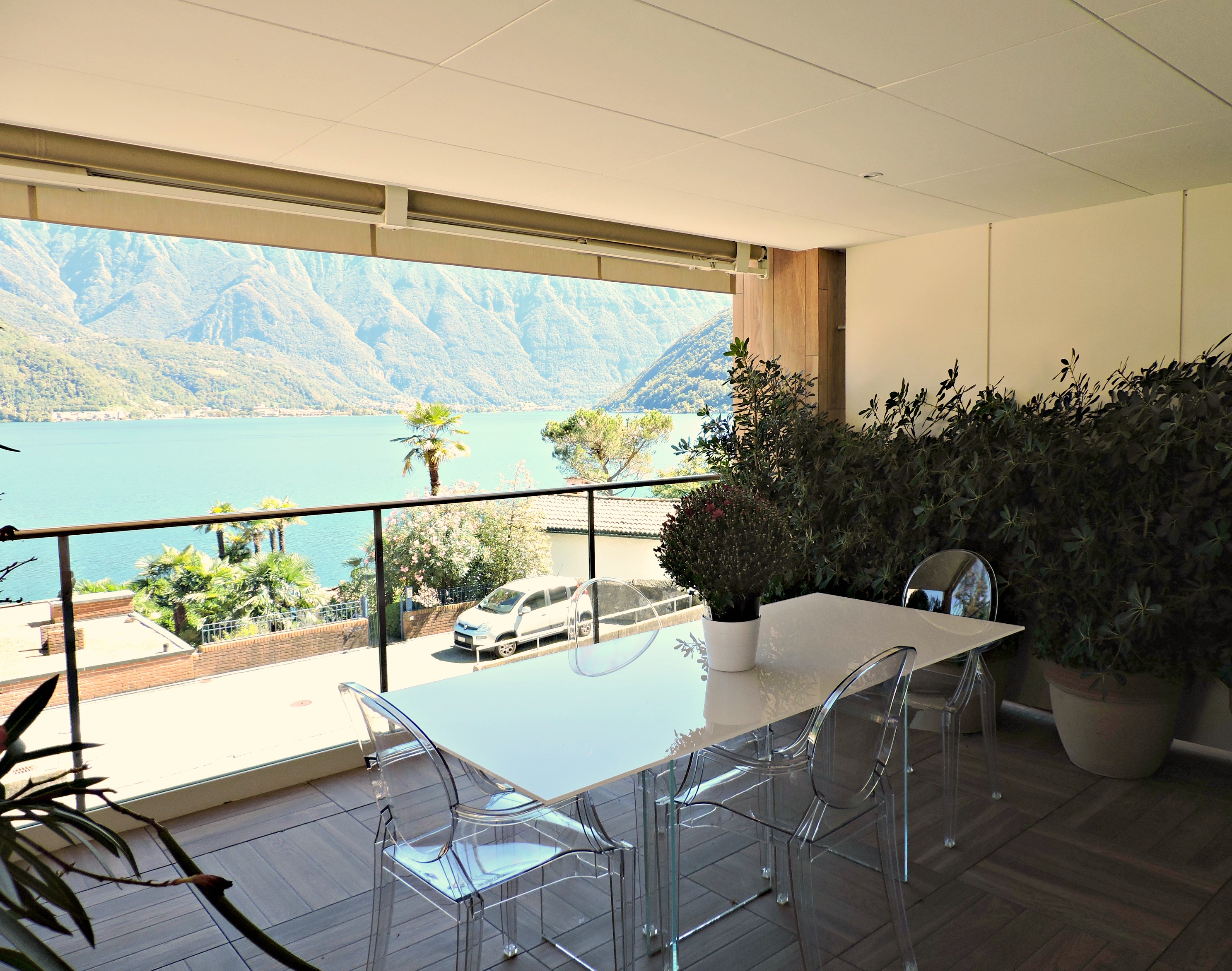 appartamento-di-pregio-sul-Lago-di-Lugano_terrazzo