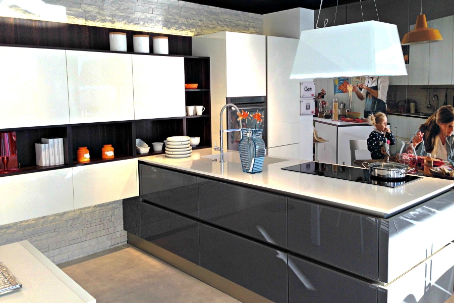 Cucina Oyster Image